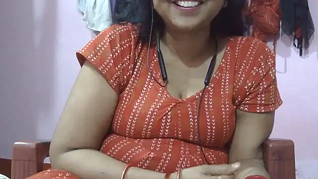Snapshot of Suhana-sapna chatting on 10, 7, 2026 Suhana-sapna online show from 10, 7, 2026