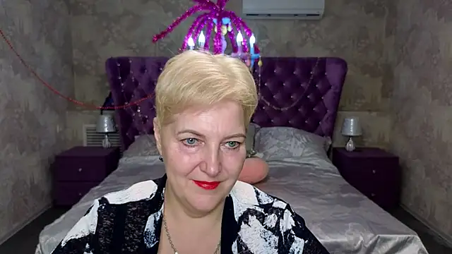 Sandra Snow online show from 14, 2, 2025