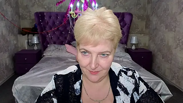 Sandra Snow online show from 15, 2, 2025