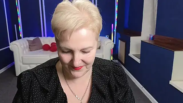 Sandra Snow online show from 18, 2, 2025