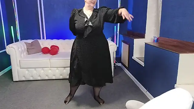 Sandra Snow online show from 18, 2, 2025