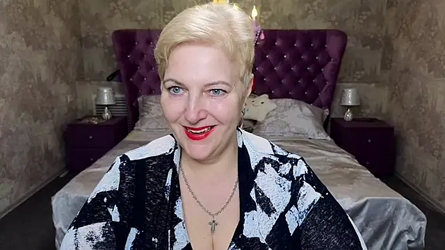 Sandra Snow online show from 26, 2, 2025