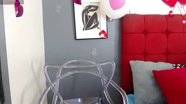  Natassia Dreams online show from 16, 2, 2025