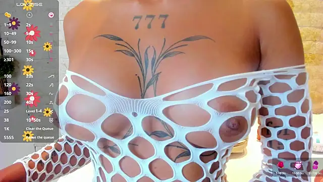 Snapshot of mia_roldan_ chatting on 27, 2, 2025 mia roldan online show from 27, 2, 2025