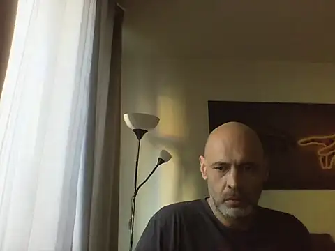 Avamereandmikel online show from 28, 11, 2025