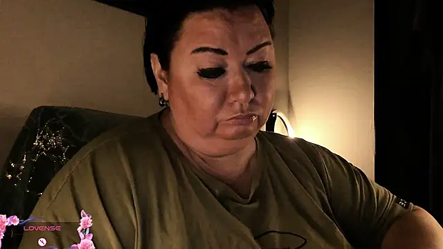 SexxyDreams1 online show from 9, 9, 2025