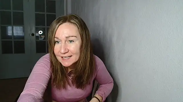 Snapshot of TamaraSweetxo chatting on 16, 12, 2024 TamaraSweetxo online show from 16, 12, 2024