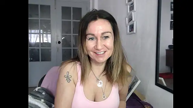 Snapshot of TamaraSweetxo chatting on 16, 1, 2026 TamaraSweetxo online show from 16, 1, 2026