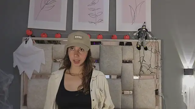 jolie lov online show from 27, 10, 2025