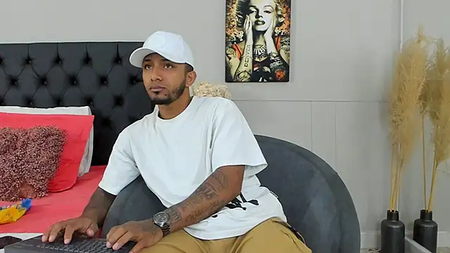 Robin Rief online show from 23, 3, 2025