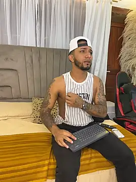 Snapshot of Robin_Rief chatting on 9, 2, 2026 Robin Rief online show from 9, 2, 2026