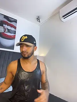 Snapshot of Robin_Rief chatting on 19, 2, 2026 Robin Rief online show from 19, 2, 2026