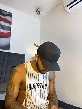 Snapshot of Robin_Rief chatting on 20, 2, 2026 Robin Rief online show from 20, 2, 2026