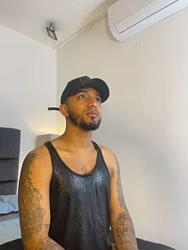 Snapshot of Robin_Rief chatting on 27, 2, 2026 Robin Rief online show from 27, 2, 2026