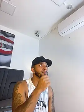 Snapshot of Robin_Rief chatting on 28, 2, 2026 Robin Rief online show from 28, 2, 2026