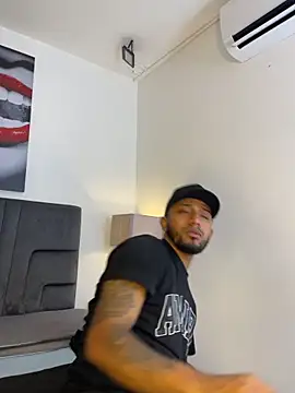 Snapshot of Robin_Rief chatting on 1, 3, 2026 Robin Rief online show from 1, 3, 2026