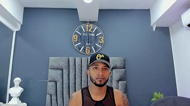 Robin Rief online show from 1, 4, 2026