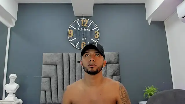 Robin Rief online show from 4, 4, 2026