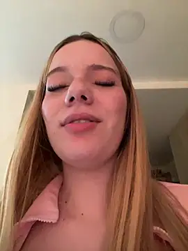 NicoleCut online show from 2, 3, 2025