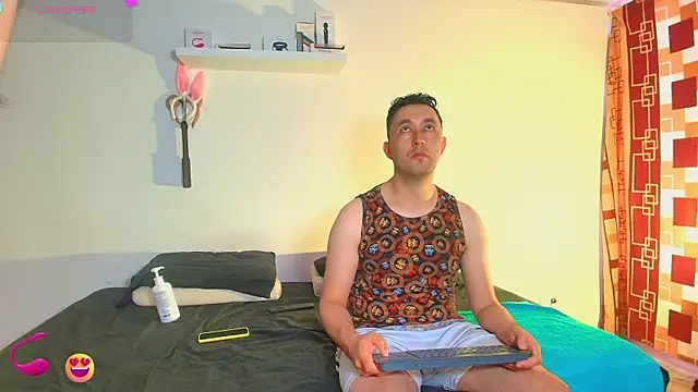 Snapshot of JeremmyAndStacy chatting on 9, 6, 2026 JeremmyAndStacy online show from 9, 6, 2026