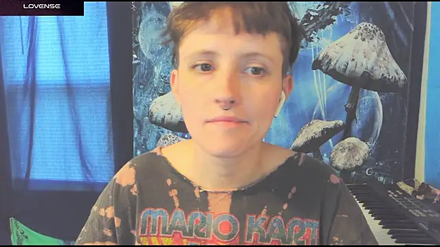  hellostormy  online show from 13, 4, 2026