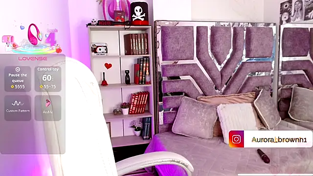 Aurora Brownn online show from 14, 11, 2025