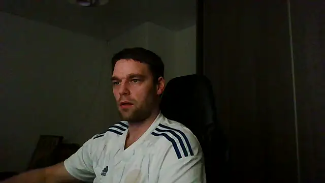 Snapshot of The_big_viking_ chatting on 27, 12, 2024 The big viking online show from 27, 12, 2024