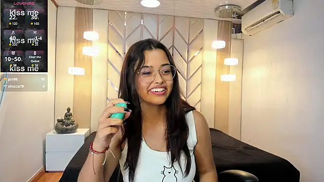 Snapshot of Ariana_Pierce chatting on 31, 1, 2025 Ariana Pierce online show from 31, 1, 2025
