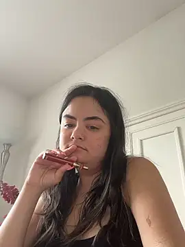 littlemissbabycakes online show from 21, 4, 2026