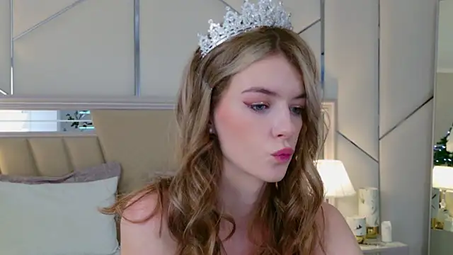 Snapshot of MeganMour chatting on 30, 12, 2024 MeganMour online show from 30, 12, 2024