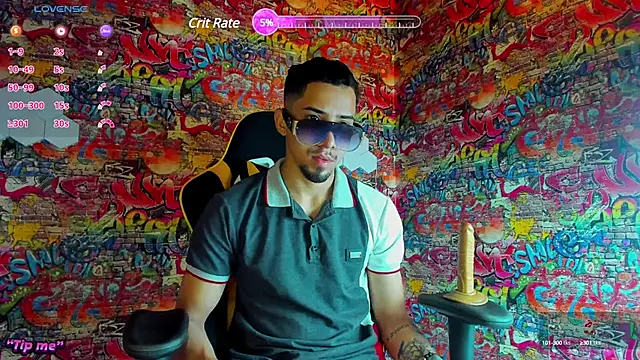 Snapshot of The_zeus_boy chatting on 11, 12, 2024 The zeus boy online show from 11, 12, 2024