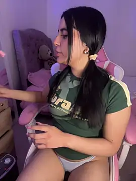 Emily-14 online show from 15, 4, 2026