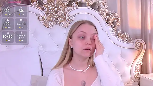 DorisHell online show from 8, 2, 2025