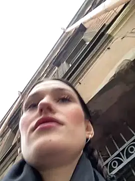 Mia Mia M online show from 28, 2, 2026