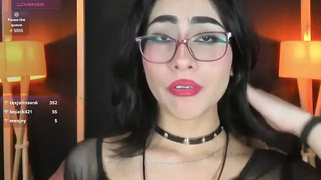 vampy dolll online show from 11, 1, 2025