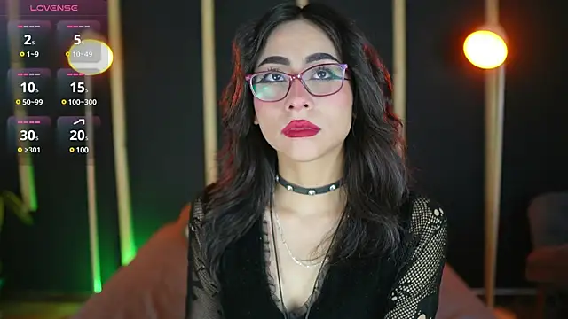 vampy dolll online show from 30, 1, 2025