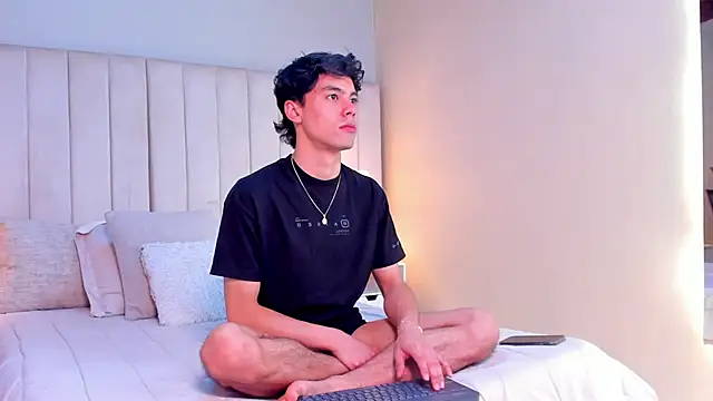 Dammon Stallion online show from 28, 1, 2025