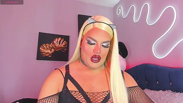 Missisabella  online show from 13, 9, 2025