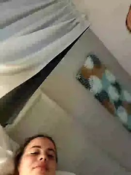 babybambiiii online show from 17, 4, 2026