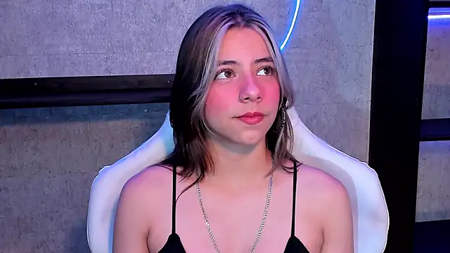 ArtemisaBlake online show from 22, 1, 2025