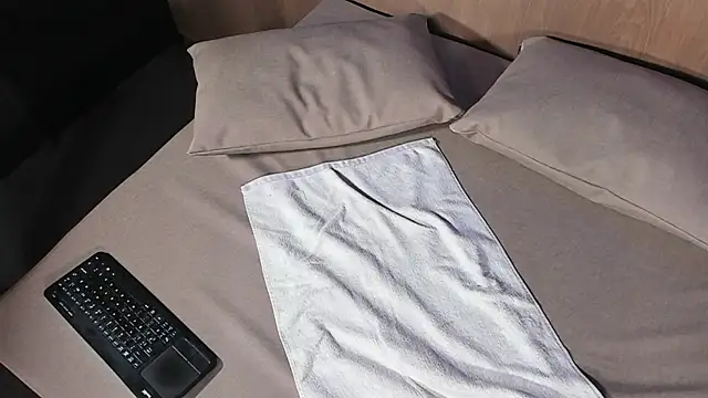 ArtemisaBlake online show from 25, 1, 2025