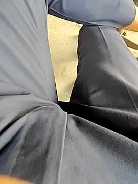 bananadick     online show from 6, 1, 2025