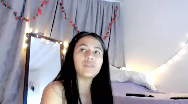 Snapshot of brihanna_lena chatting on 22, 1, 2025 brihanna lena online show from 22, 1, 2025