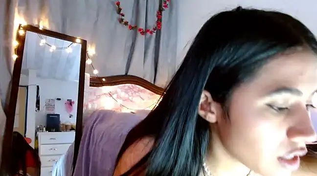 Snapshot of brihanna_lena chatting on 26, 1, 2025 brihanna lena online show from 26, 1, 2025