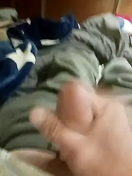 Snapshot of fun2fuck173 chatting on 15, 10, 2025 fun2fuck173 online show from 15, 10, 2025