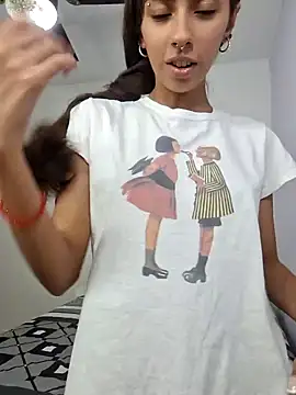 Snapshot of Jazmin-Cerezita chatting on 10, 1, 2025 Jazmin-Cerezita online show from 10, 1, 2025