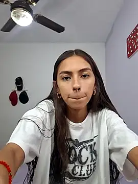 Snapshot of Jazmin-Cerezita chatting on 26, 2, 2025 Jazmin-Cerezita online show from 26, 2, 2025