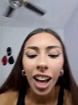 Snapshot of Jazmin-Cerezita chatting on 6, 3, 2025 Jazmin-Cerezita online show from 6, 3, 2025