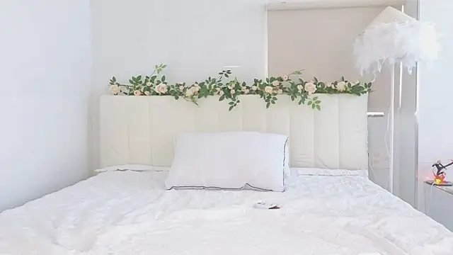 Snapshot of Akina_starr chatting on 21, 9, 2025 Akina starr online show from 21, 9, 2025