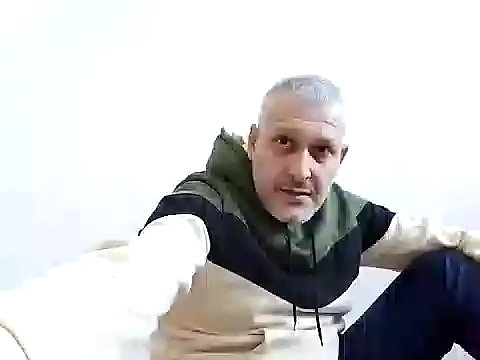 Snapshot of Husoban chatting on 7, 11, 2025 Husoban online show from 7, 11, 2025